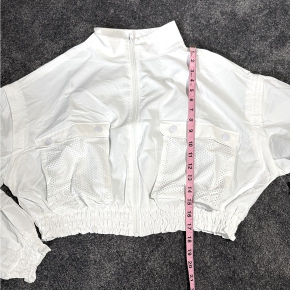 NWT Spiritual Gangster Bridget Crop 2-Way Jacket Vest White Women Large - Picture 5 of 9